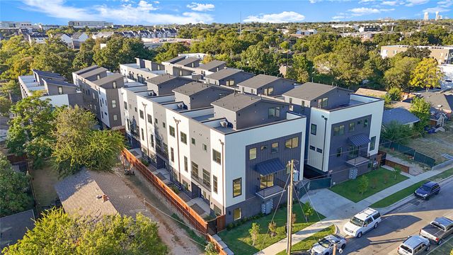 2203 Hondo Avenue 105, Dallas, TX 75219