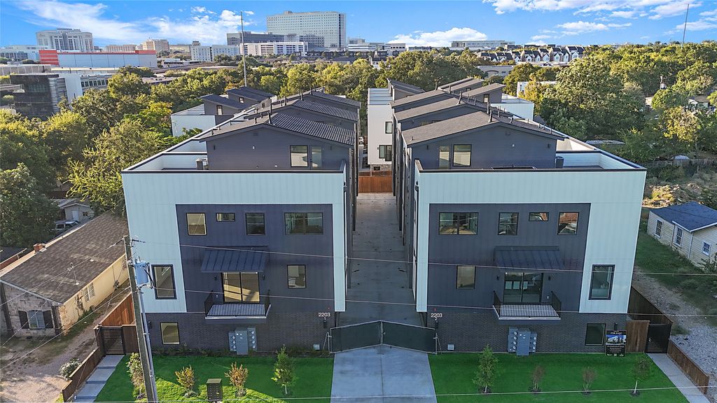 2203 Hondo Avenue 105, Dallas, TX 75219