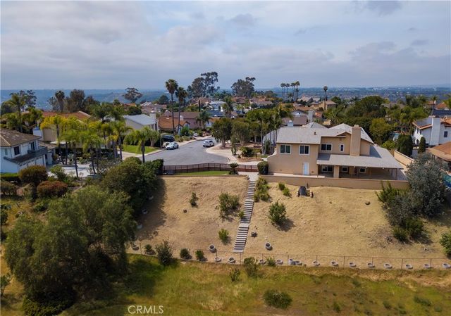 11790 Papagallo Court, San Diego, CA 92124