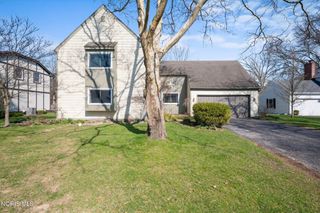 904 Apple Creek Drive, Perrysburg, OH 43551