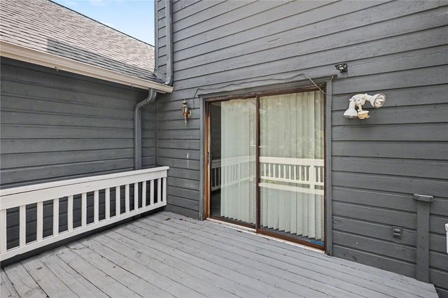 101 Fairway Oaks Lane E, Easley, SC 29642