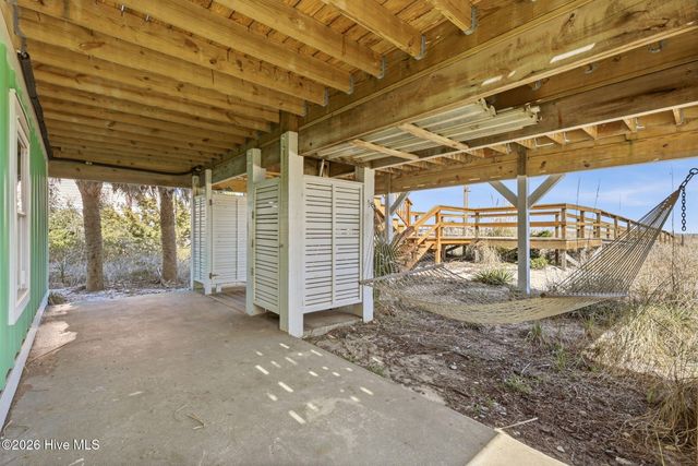 813 Fort Fisher Boulevard S, Kure Beach, NC 28449