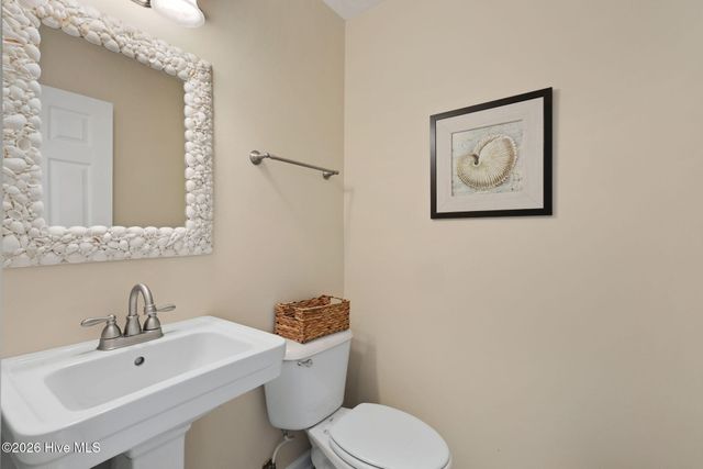 813 Fort Fisher Boulevard S, Kure Beach, NC 28449