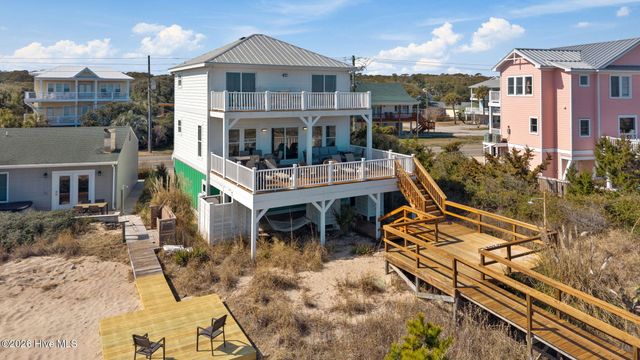 813 Fort Fisher Boulevard S, Kure Beach, NC 28449