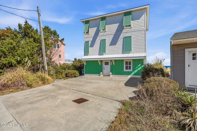 813 Fort Fisher Boulevard S, Kure Beach, NC 28449