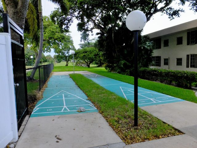 2751 S Palm Aire Drive 107, Pompano Beach, FL 33069