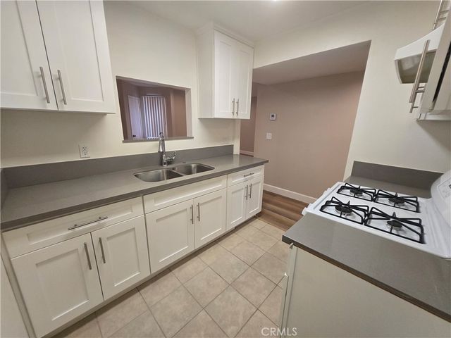 1010 E Maple 6, Glendale, CA 91205