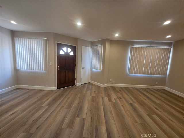 1010 E Maple 6, Glendale, CA 91205
