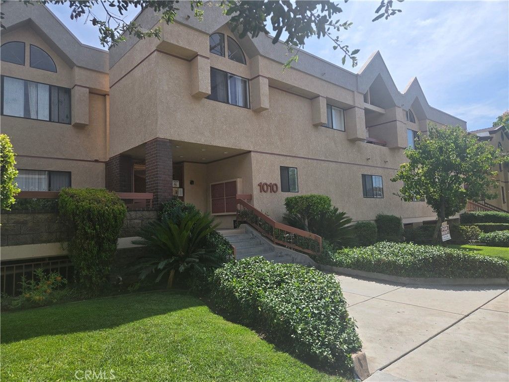 1010 E Maple 6, Glendale, CA 91205
