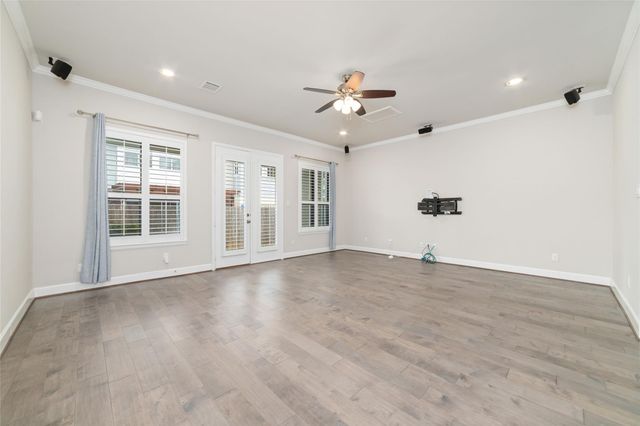 5020 Dickson Street, Houston, TX 77007