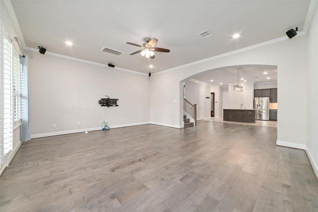 5020 Dickson Street, Houston, TX 77007