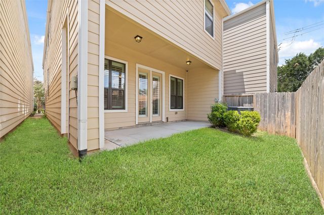 5020 Dickson Street, Houston, TX 77007