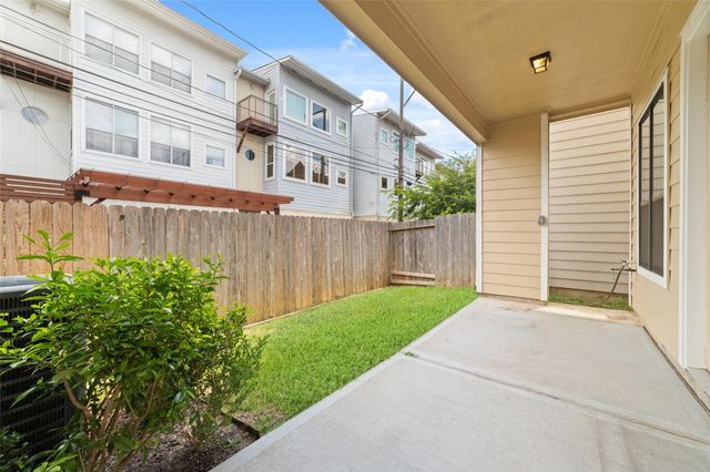 5020 Dickson Street, Houston, TX 77007