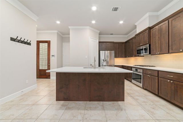 5020 Dickson Street, Houston, TX 77007