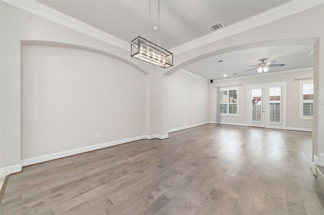 5020 Dickson Street, Houston, TX 77007