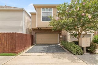 5020 Dickson Street, Houston, TX 77007