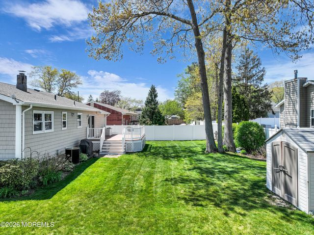 900 Cable Avenue, Beachwood, NJ 08722