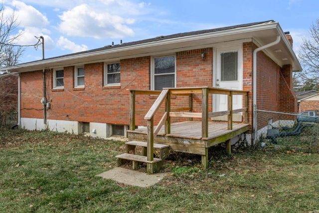 3585 Pimlico Parkway, Lexington, KY 40517