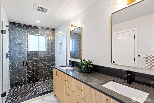 4114 NE 60th Street, Seattle, WA 98115