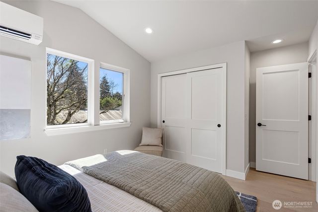 4114 NE 60th Street, Seattle, WA 98115