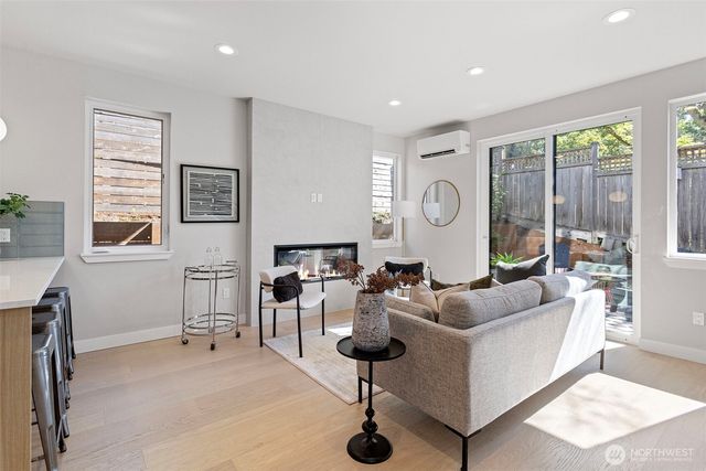 4114 NE 60th Street, Seattle, WA 98115