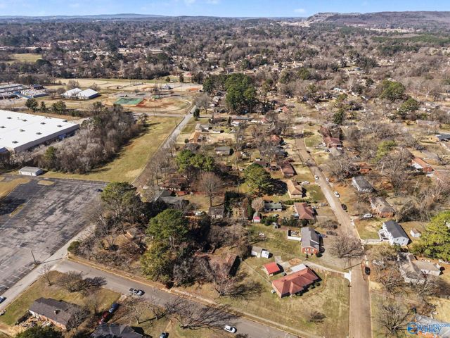 3803 Force Drive NW, Huntsville, AL 35810