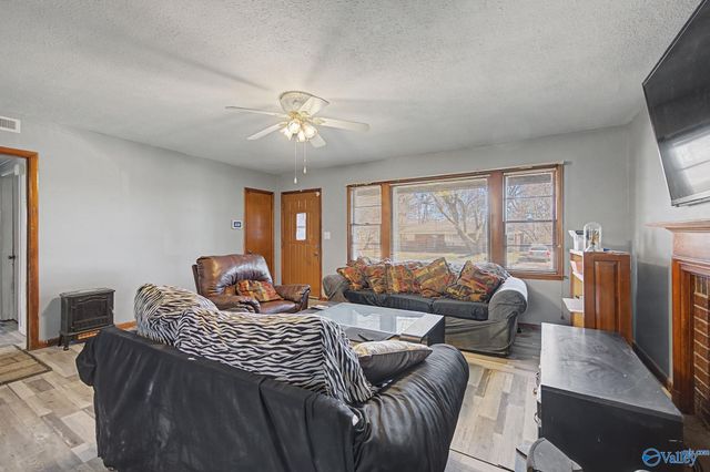 3803 Force Drive NW, Huntsville, AL 35810