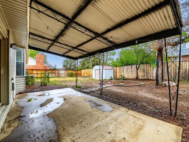 628 S Oswego Ct, Aurora, CO 80012