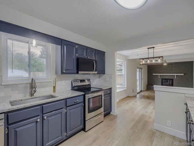 628 S Oswego Ct, Aurora, CO 80012