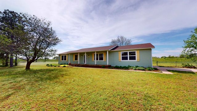 515 W 38th St, Wichita, KS 67204