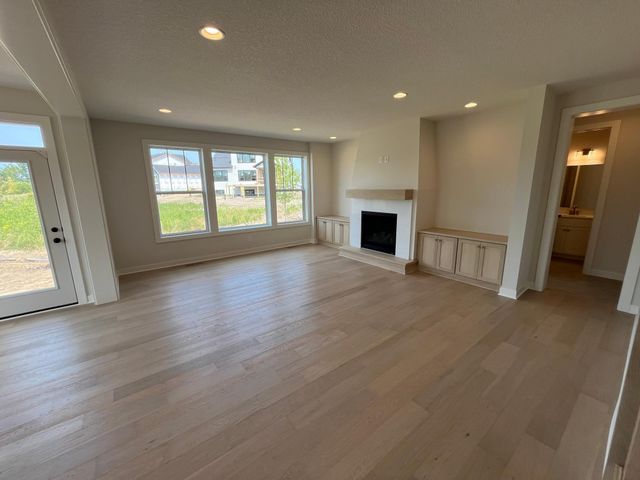 18300 104th Avenue N, Maple Grove, MN 55311