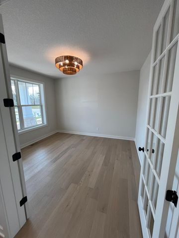 18300 104th Avenue N, Maple Grove, MN 55311