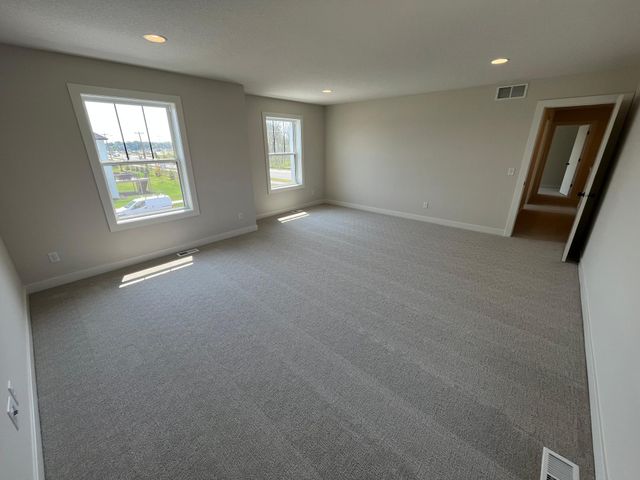 18300 104th Avenue N, Maple Grove, MN 55311