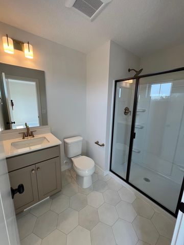 18300 104th Avenue N, Maple Grove, MN 55311