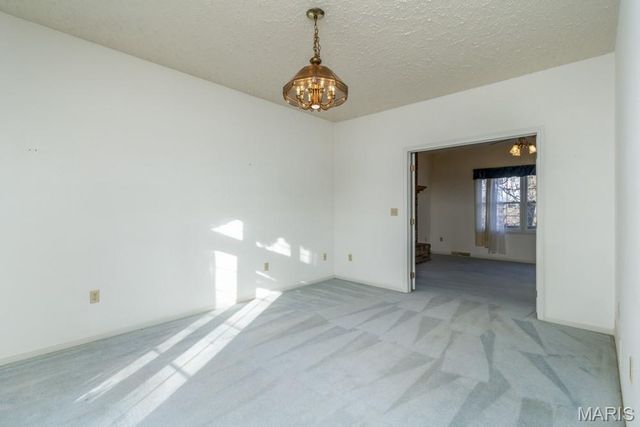 17145 Lemming Lane, St Robert, MO 65584