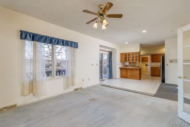 17145 Lemming Lane, St Robert, MO 65584