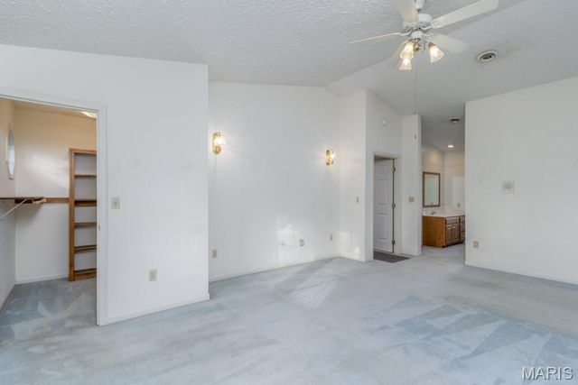 17145 Lemming Lane, St Robert, MO 65584