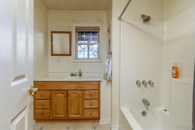 17145 Lemming Lane, St Robert, MO 65584