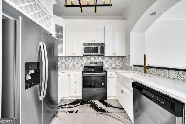 3445 Stratford Road NE 805, Atlanta, GA 30326