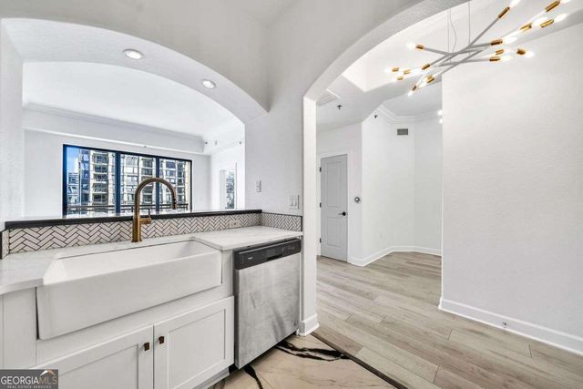 3445 Stratford Road NE 805, Atlanta, GA 30326