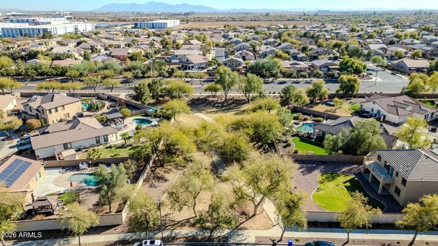 14162 W CHARTER OAK Road, Surprise, AZ 85379