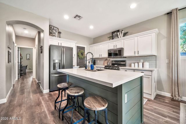 14162 W CHARTER OAK Road, Surprise, AZ 85379