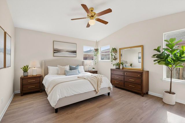 1712 Tierra Del Oso Drive NW, Albuquerque, NM 87120