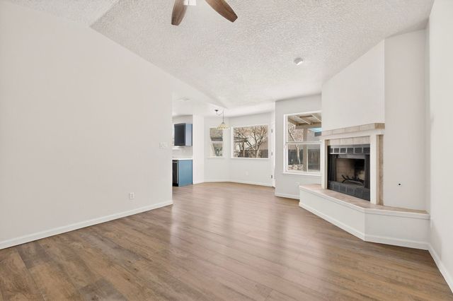 1712 Tierra Del Oso Drive NW, Albuquerque, NM 87120