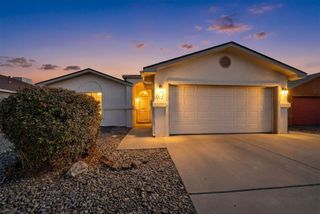 1712 Tierra Del Oso Drive NW, Albuquerque, NM 87120