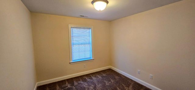 118 NEW LONDON RD, Newark, DE 19711
