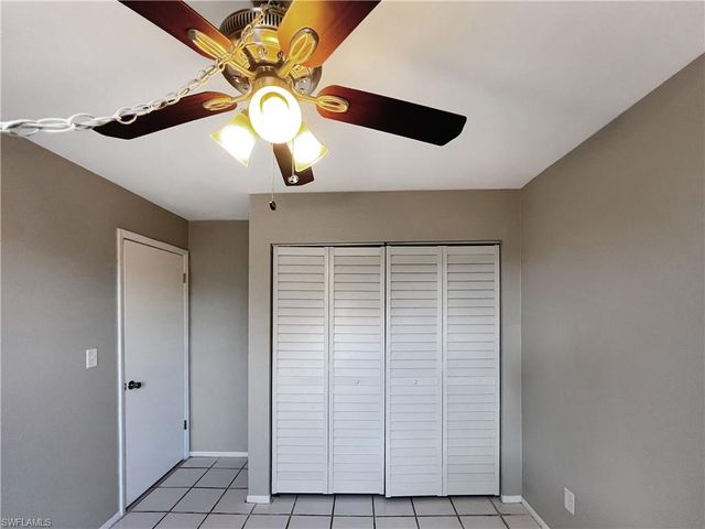 8350 Wren RD, Fort Myers, FL 33967