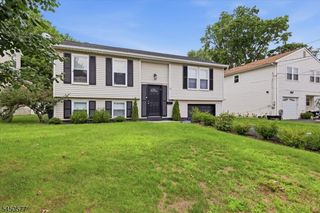 17 Weston St, Metuchen Boro, NJ 08840