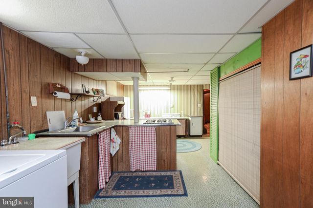 1027 ESTATES BLVD, Hamilton, NJ 08690