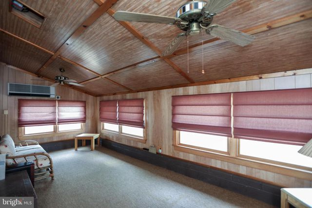 1027 ESTATES BLVD, Hamilton, NJ 08690